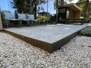 Tuin ontwerp bij Lurvink door Vorstelijke Tuinen