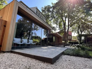 Tuin ontwerp bij Lurvink door Vorstelijke Tuinen