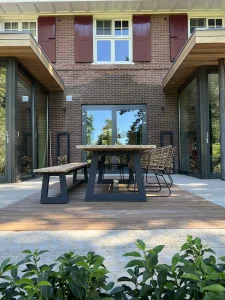 Tuin ontwerp bij Lurvink door Vorstelijke Tuinen