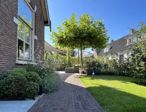 Tuin ontwerp in Oude Dorp door Vorstelijke Tuinen